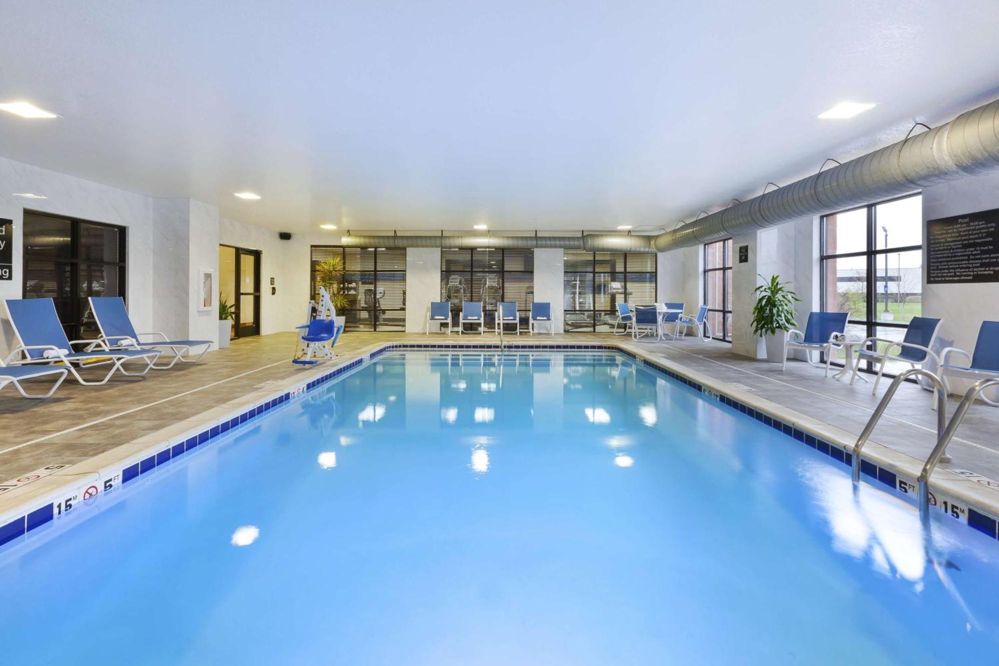 Hampton Inn Detroit/Southgate Dış mekan fotoğraf